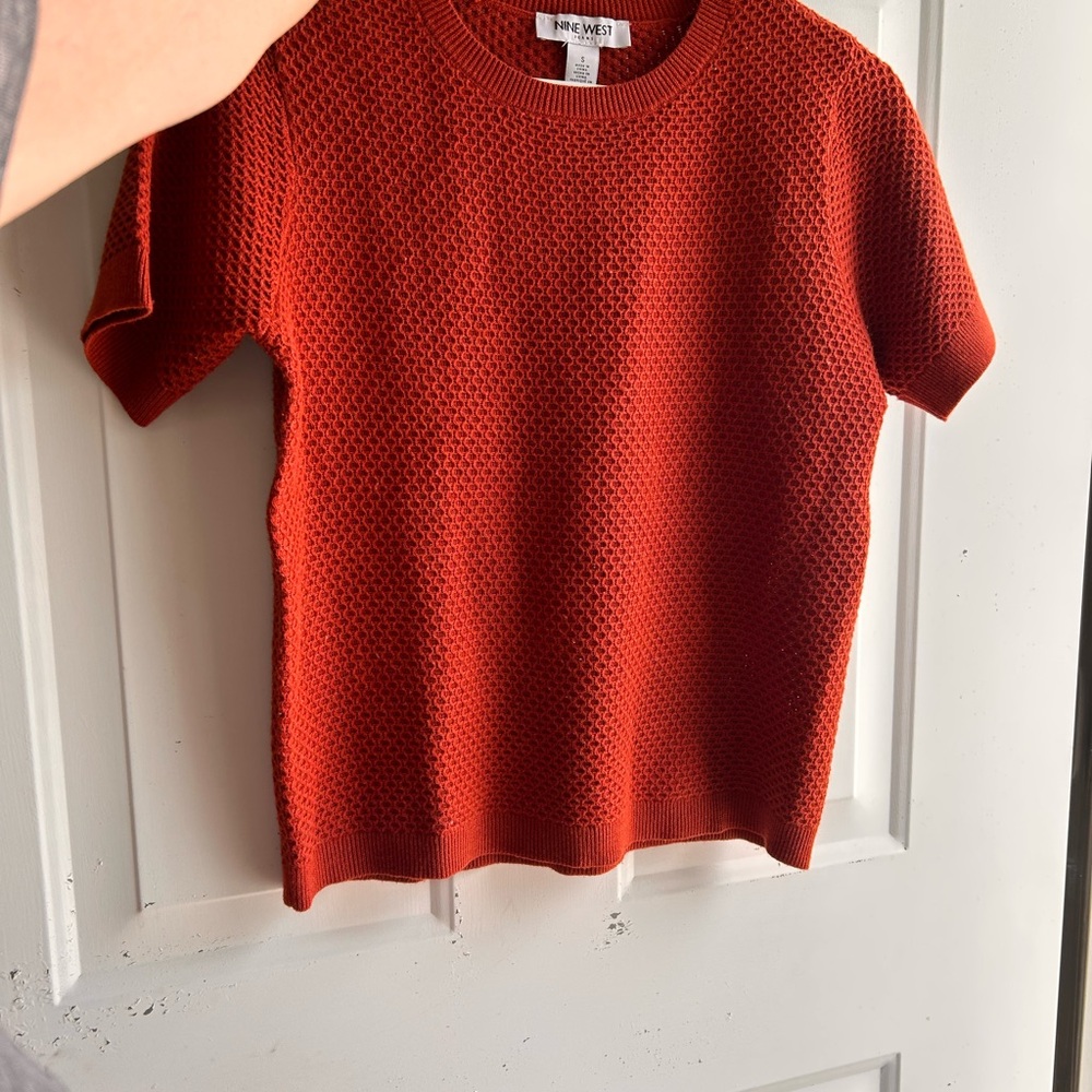 Nine West Burnt Orange Short Sleeve Textured Knit Top, sz S